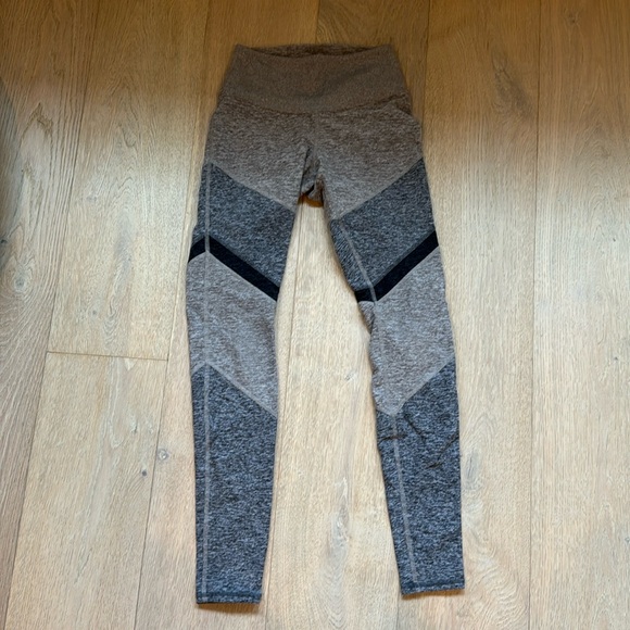 Alo leggings - Picture 1 of 1